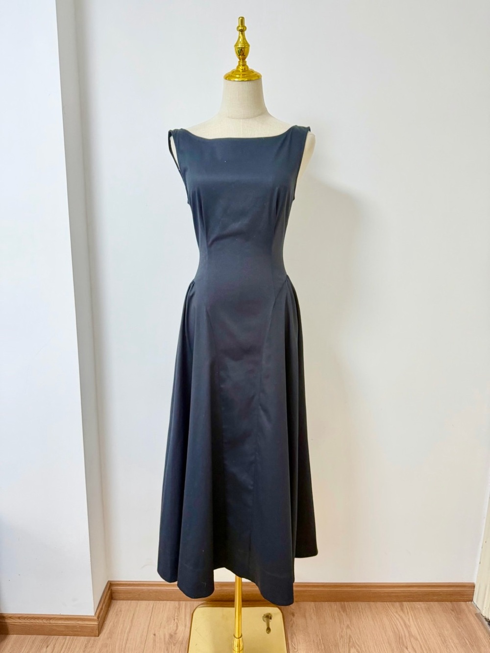HELSA Stretch Cotton Sateen Midi Dress, New - Picture 9 of 13